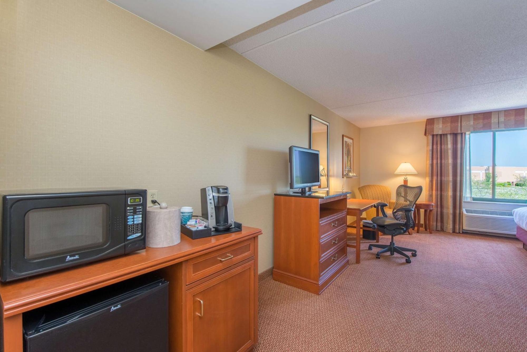 Hilton Garden Inn Poughkeepsie/Fishkill Exterior foto