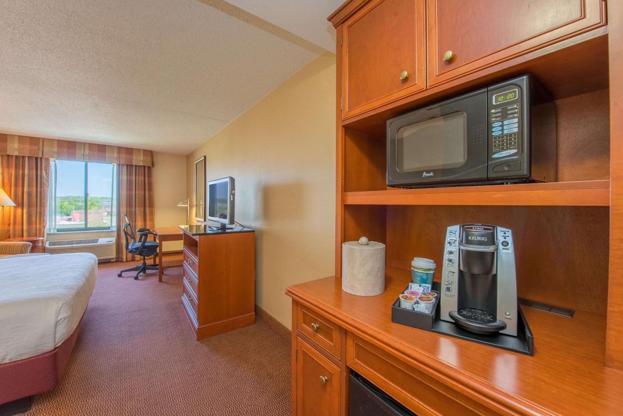 Hilton Garden Inn Poughkeepsie/Fishkill Exterior foto