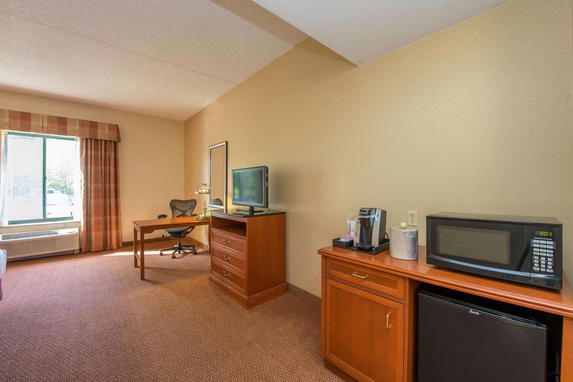 Hilton Garden Inn Poughkeepsie/Fishkill Exterior foto